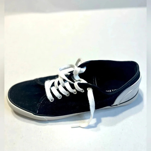 Justfab All Chill Canvas Black and White Sneakers. Good condition almost new. - Picture 1 of 11